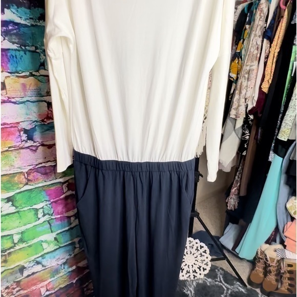 Brittany Humble Pants - NWT Navy/Ivory Jumpsuit with Pockets by Brittany Humble. Size Large